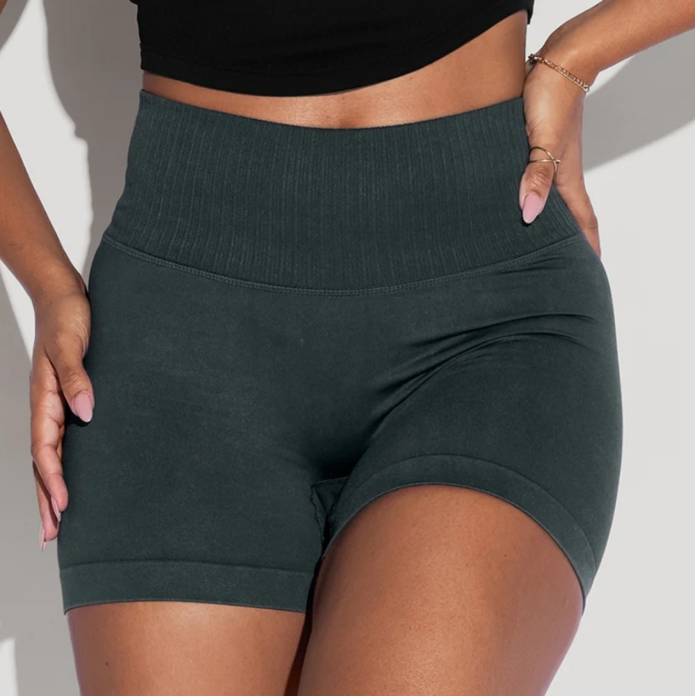 POPFLEX Supersculpt Seamless Midi Shorts - Magical Forest